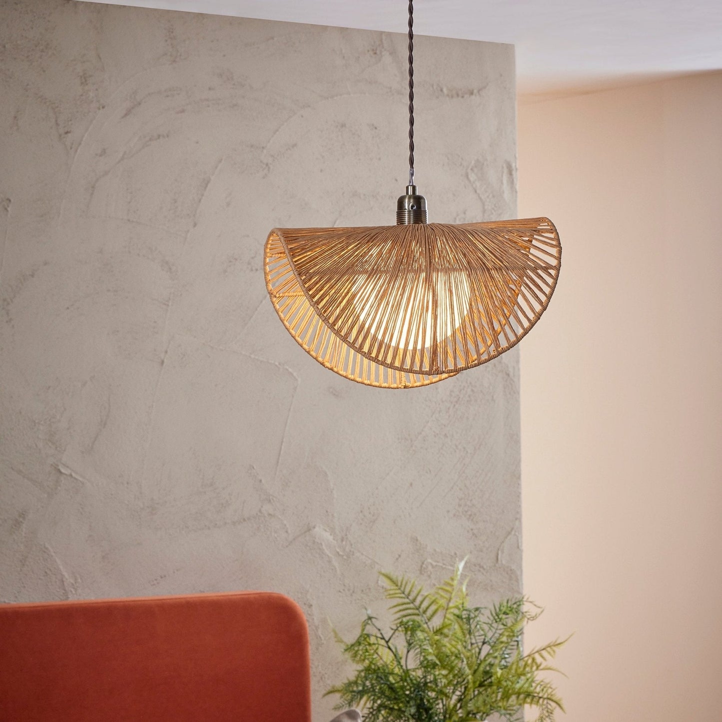 Alleen | Rieten en Glazen Plafondlamp met Gouden Afwerking