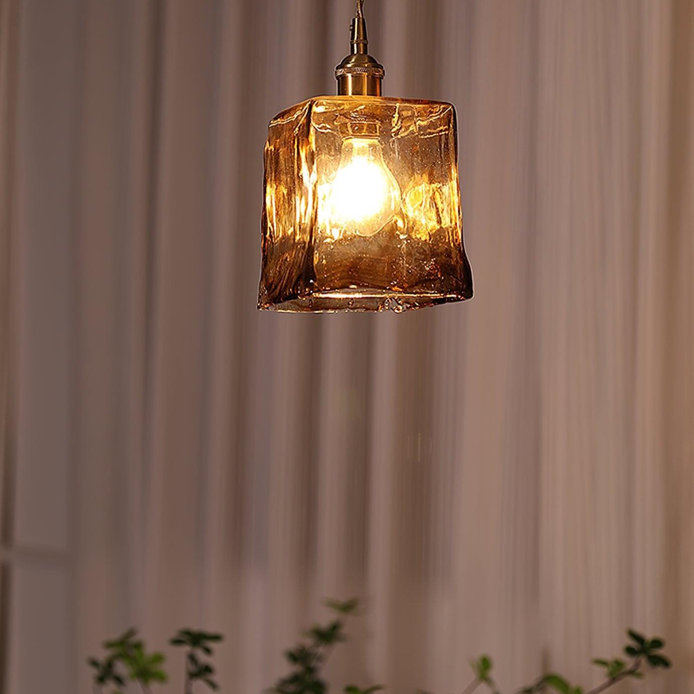 AmberHaven – Suspension Vintage en Verre Brun