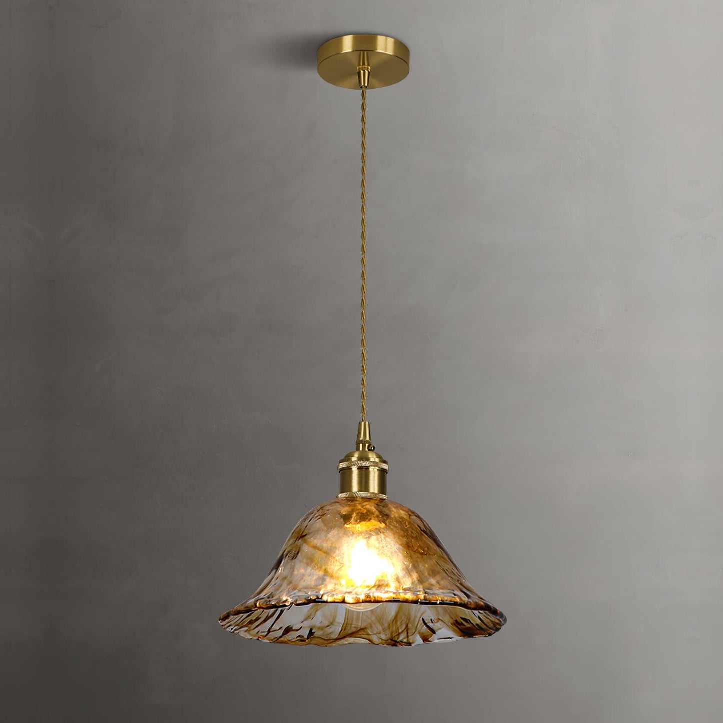 AmberHaven – Suspension Vintage en Verre Brun