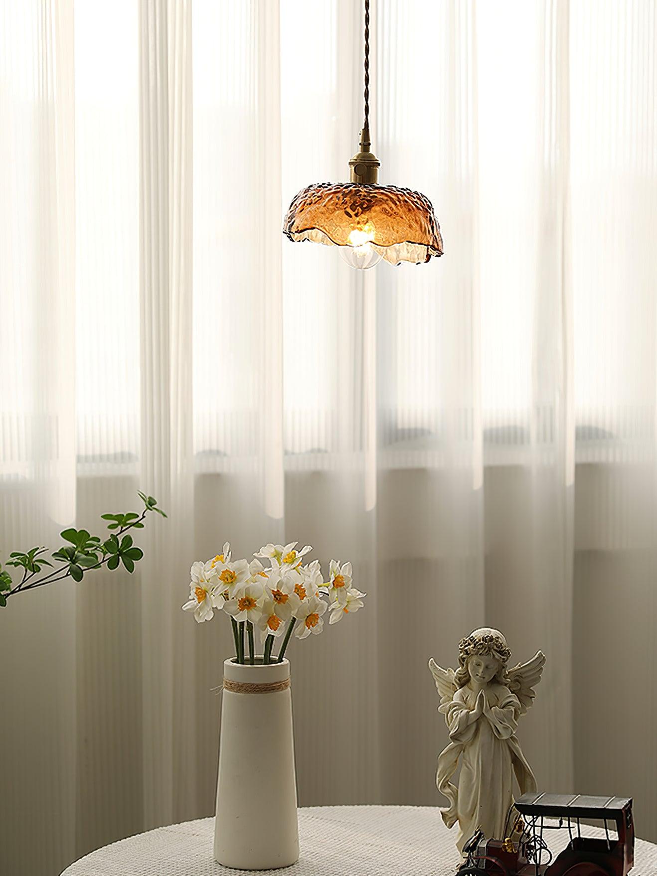 AmberHaven – Suspension Vintage en Verre Brun