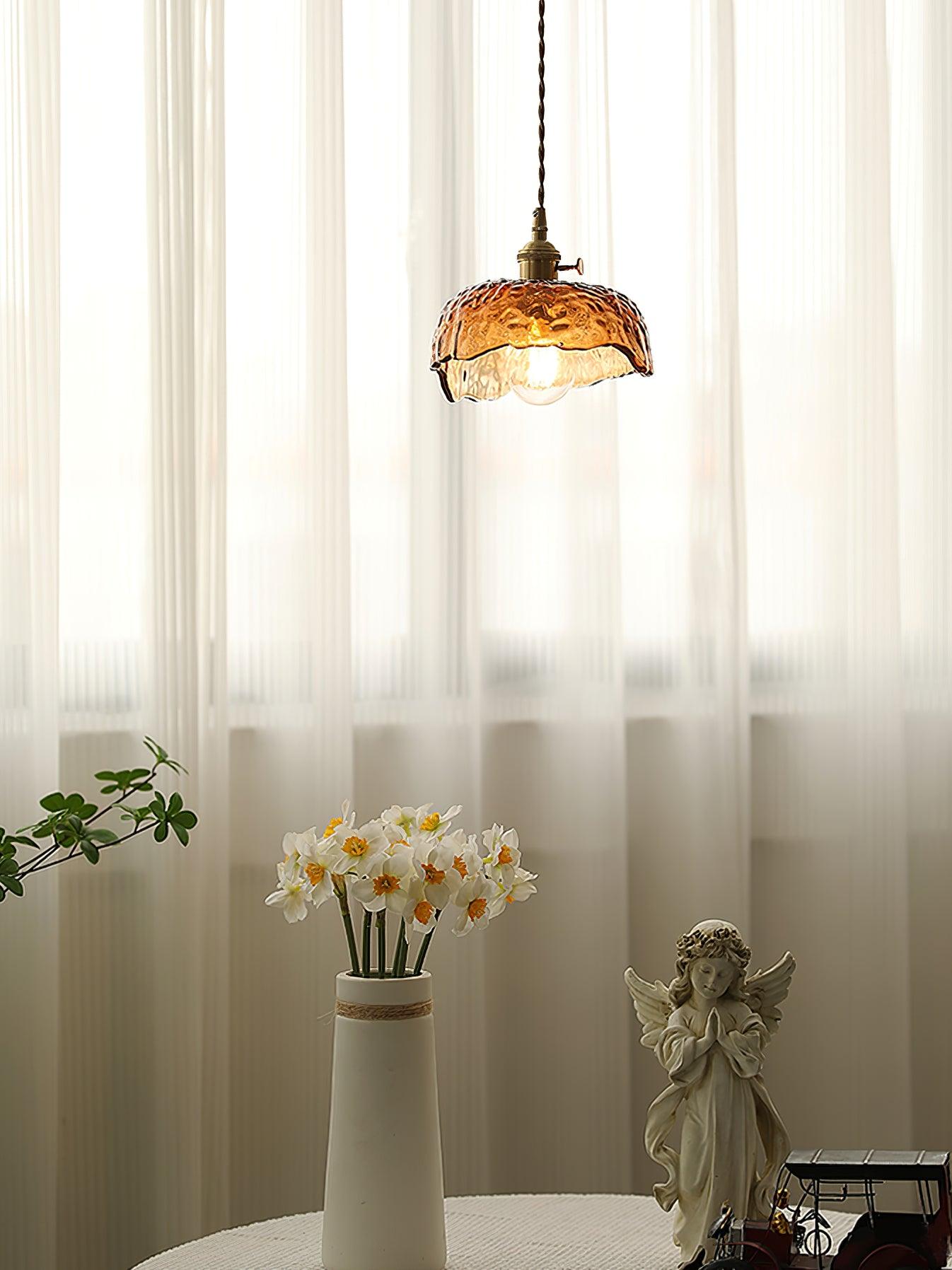 AmberHaven – Suspension Vintage en Verre Brun