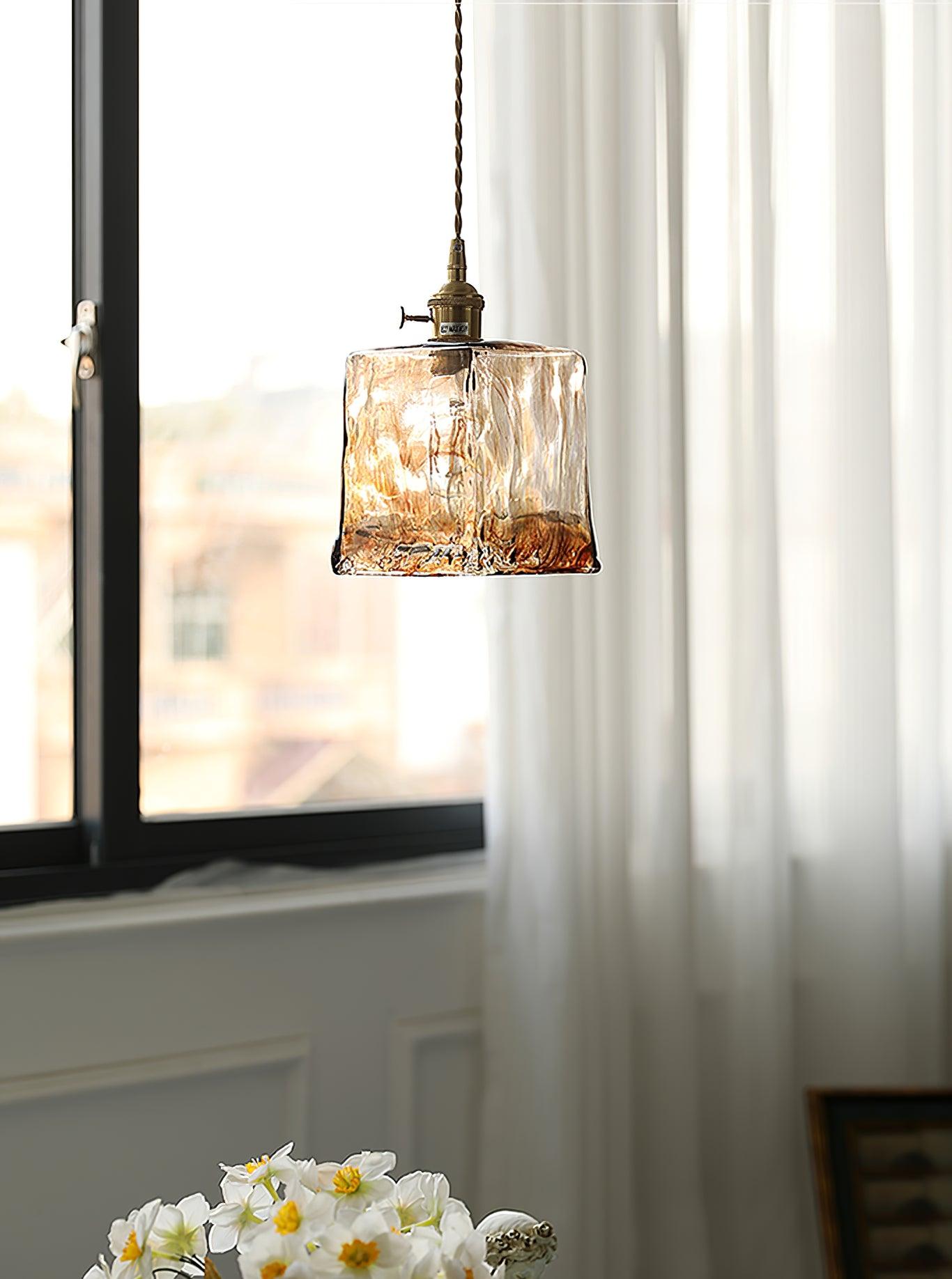 AmberHaven – Suspension Vintage en Verre Brun